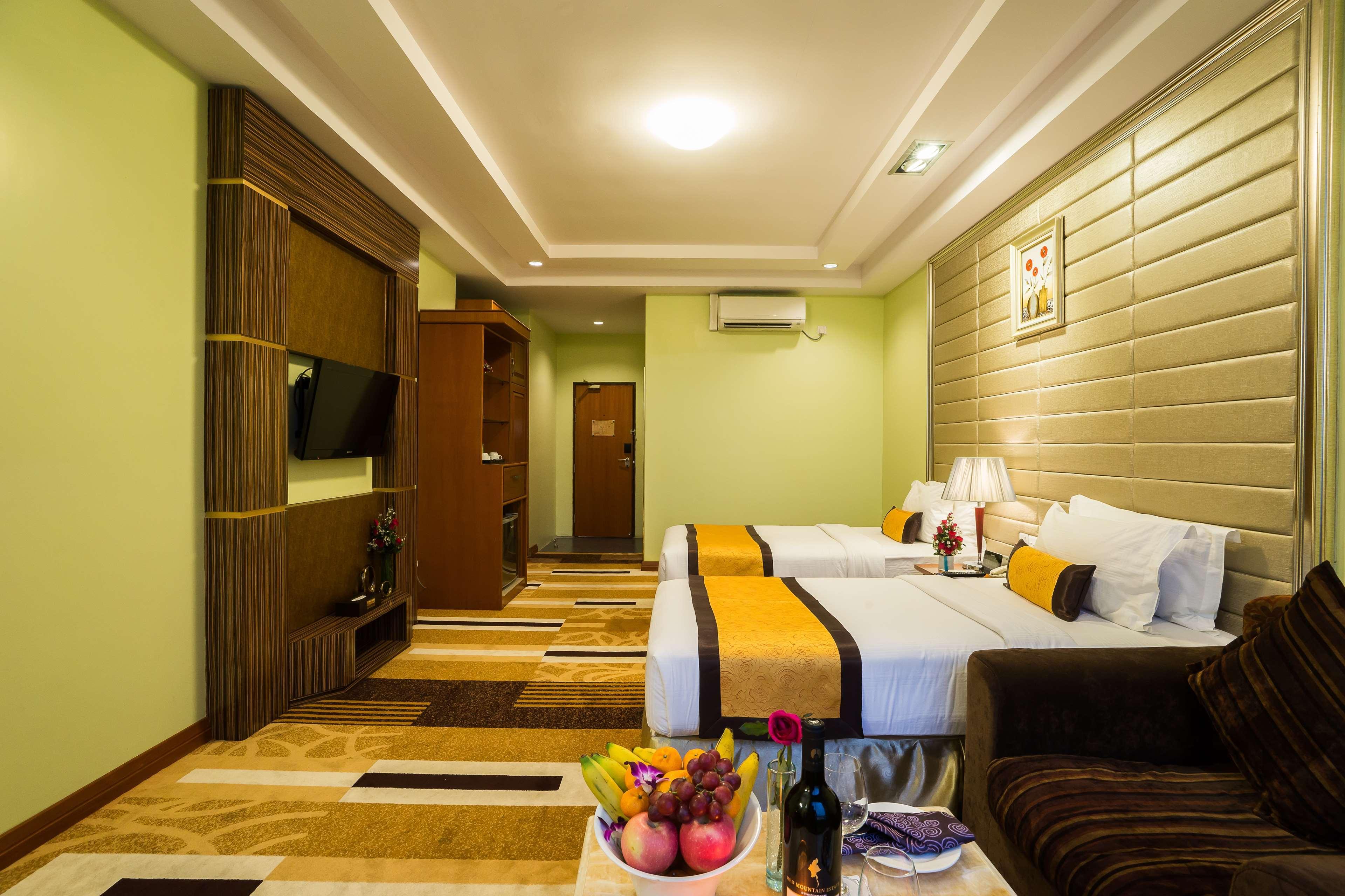 Best Western Green Hill Hotel Янгон Екстер'єр фото